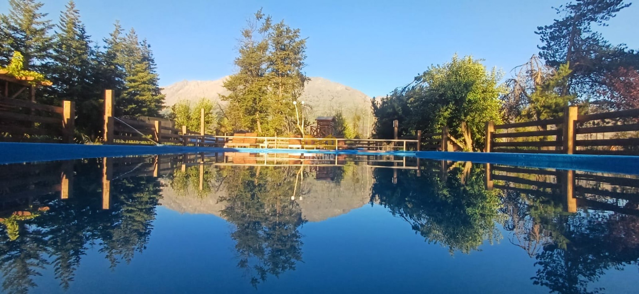 COMPLEJO EN VENTA, EL HOYO 