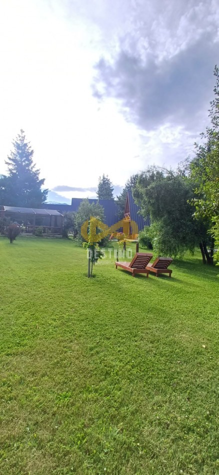 COMPLEJO EN VENTA, EL HOYO 