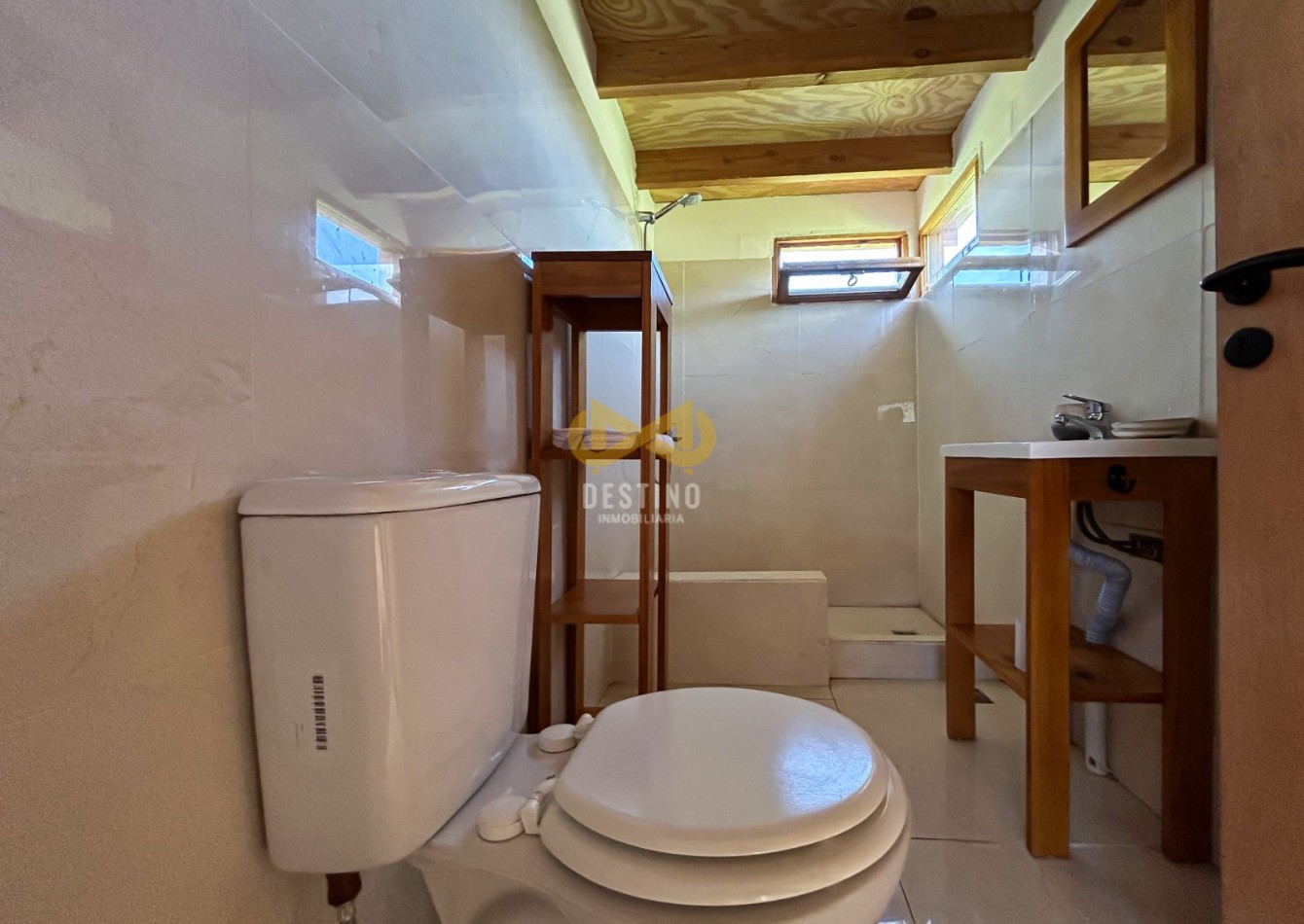 CABAÑA A ESTRENAR, EL HOYO