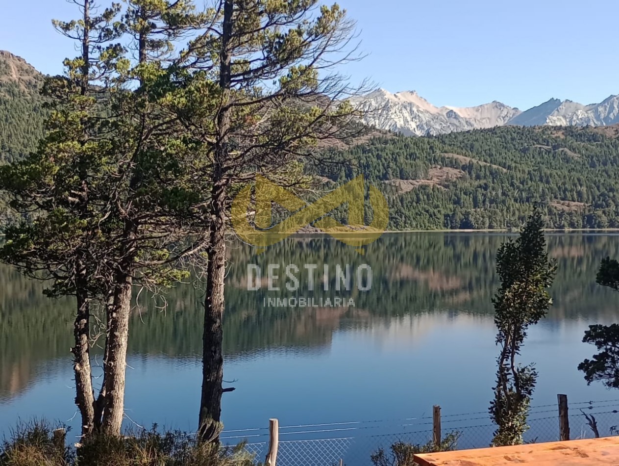 ¡HERMOSA PROPIEDAD CON COSTA DE LAGO EN CHOLILA!