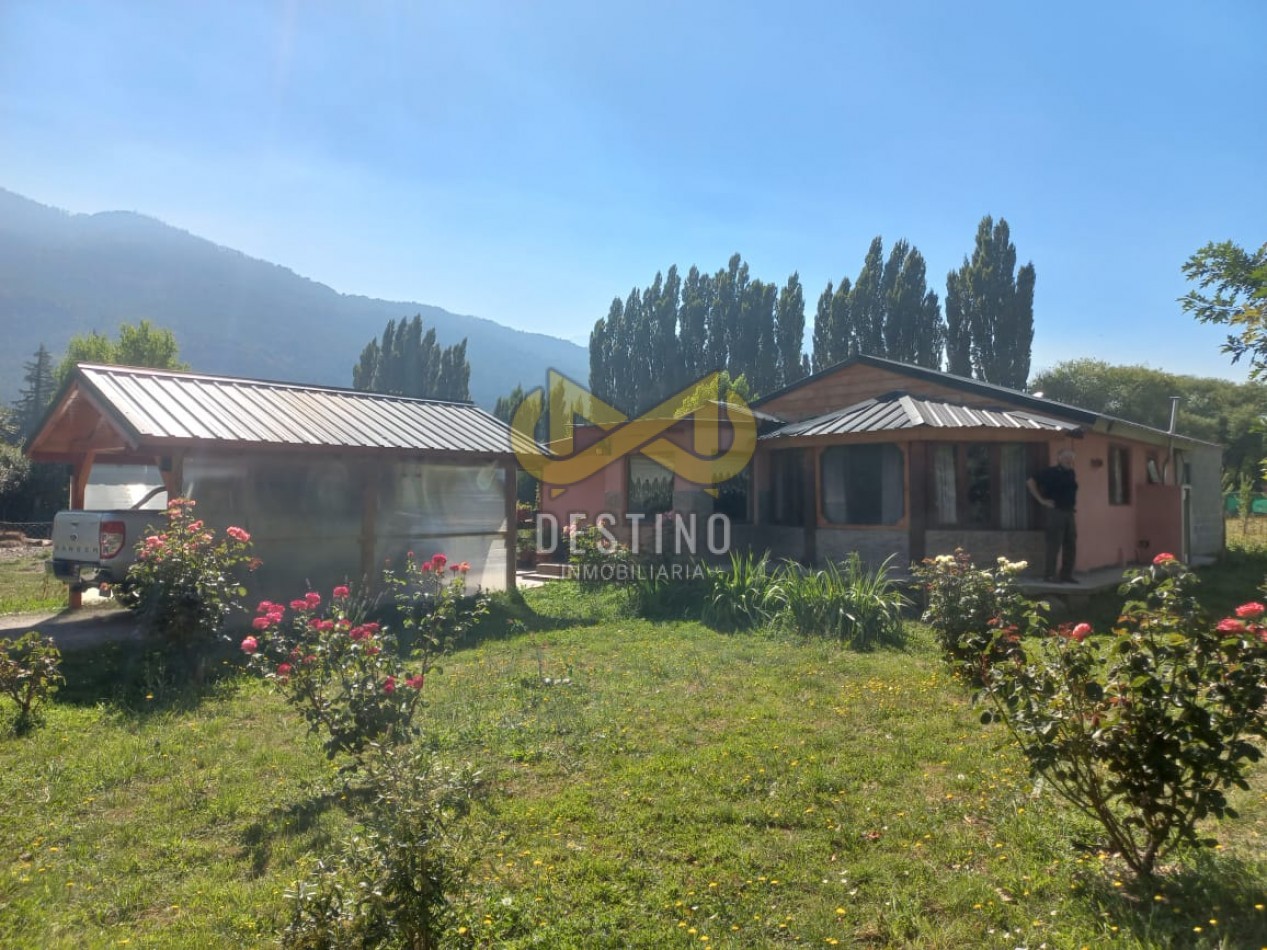 ¡Casa en Venta en El Hoyo, Chubut!