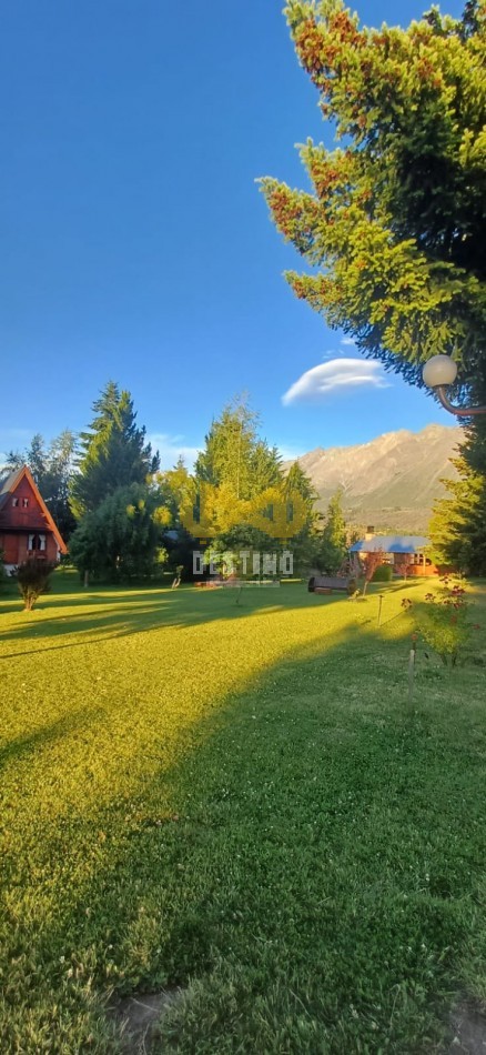 COMPLEJO EN VENTA, EL HOYO 