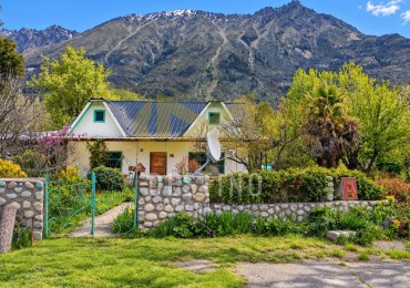 CASA EN VENTA, EL HOYO! 1/2 HA - CASA DE 110M² + FABRICA DE DULCES + GALPON - EL HOYO